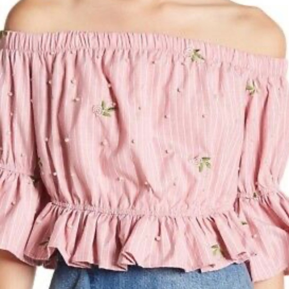 Romeo and Juliet Faux Pearl Rose Embroidered Top